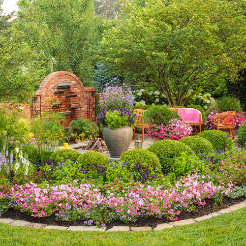 Scenes: sunrise_garden_070.jpg
